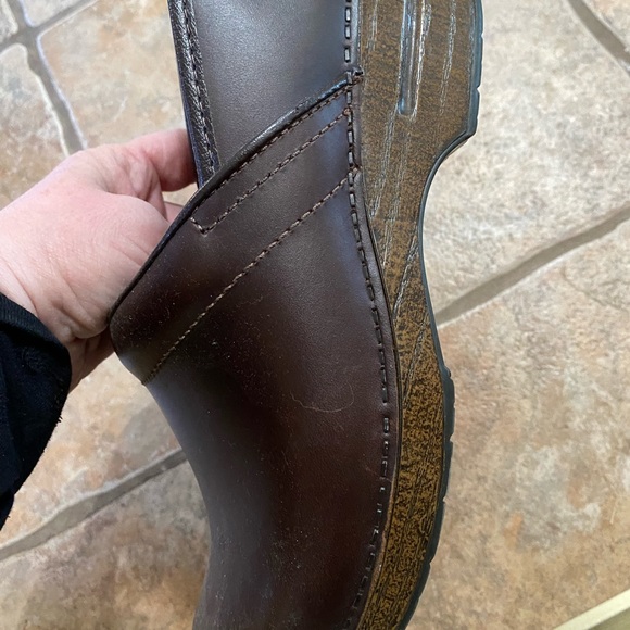 Dansko warn once! In great new used condition - Picture 3 of 4